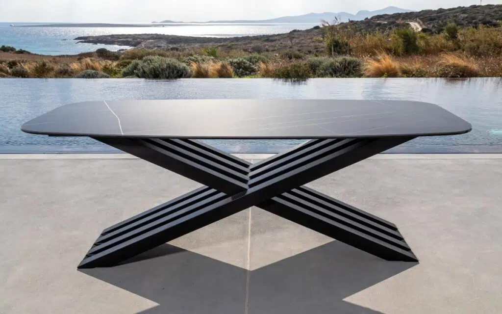 Table extérieur onyx gris face Nicolazi design