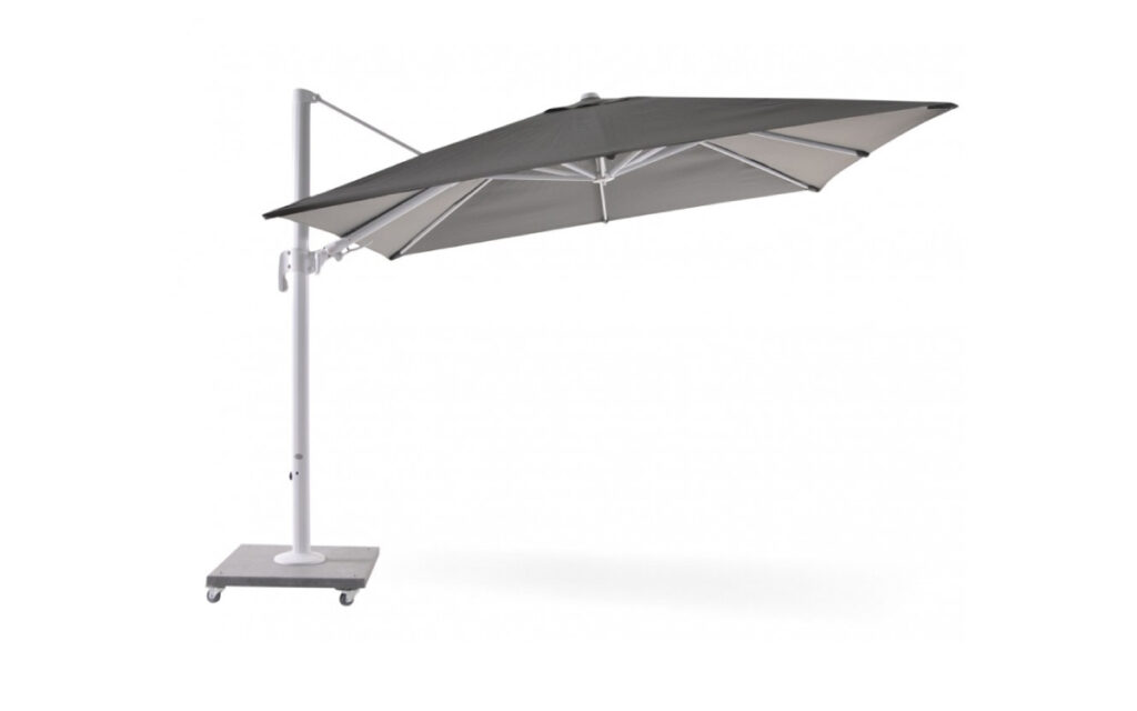 Le parasol déporté - option éclairage LED - haut parleur Bluetooth intégré.